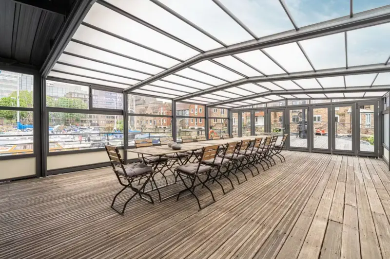 Britain's biggest houseboat in London Bridge